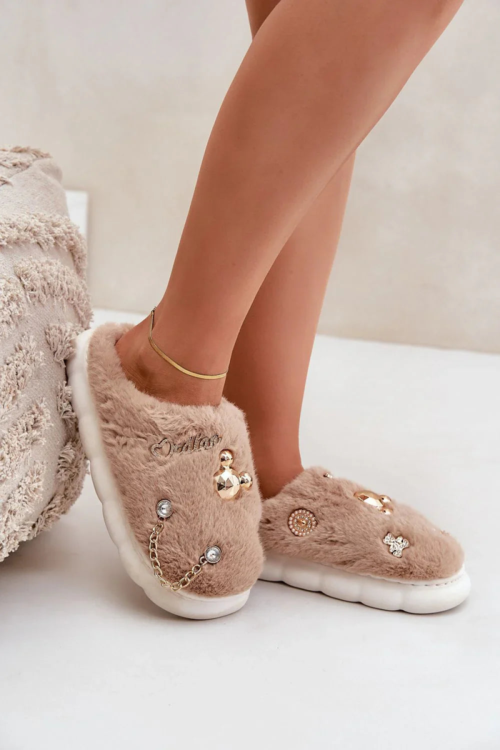 Women Insulated Winter Slippers