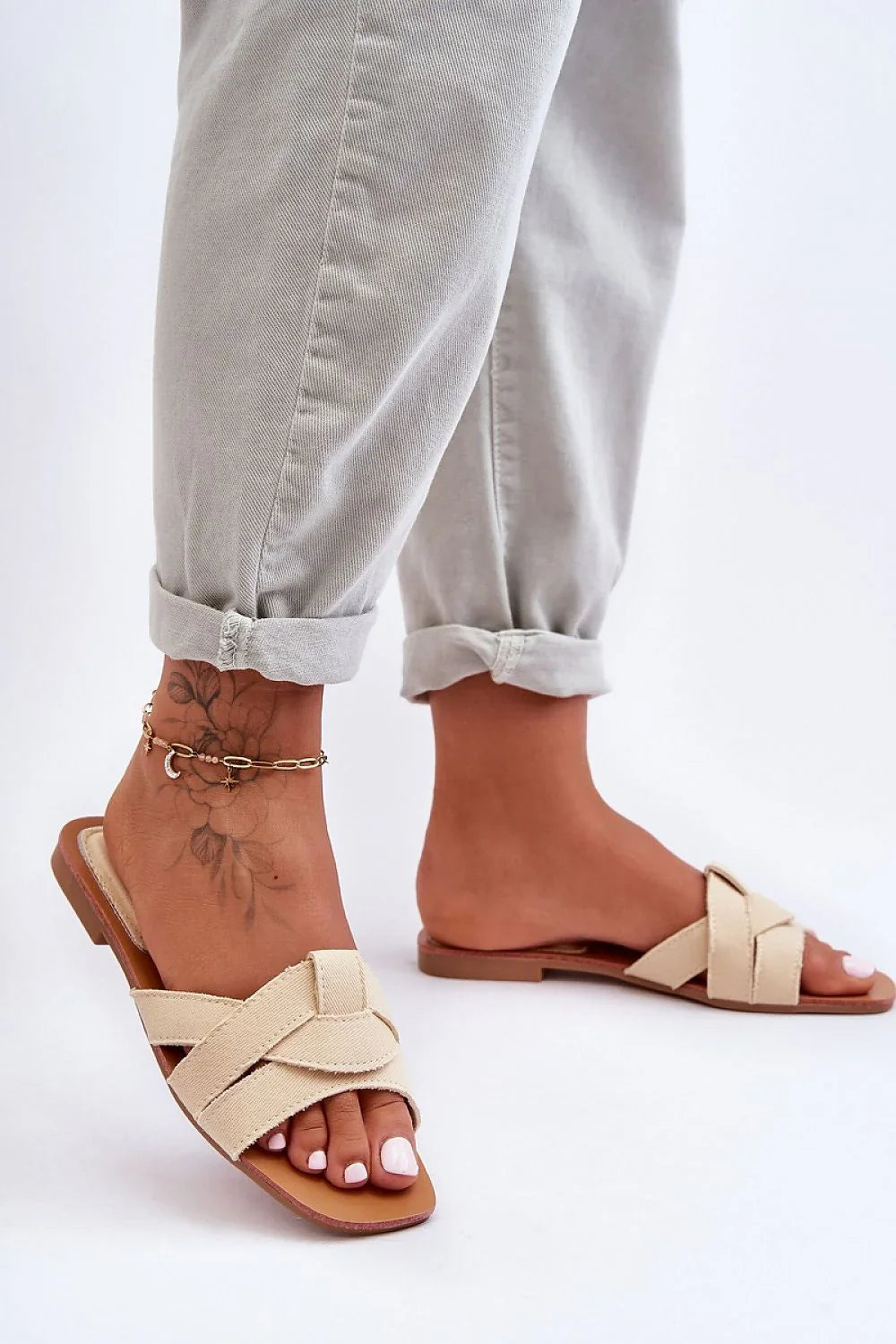 Women Multi-Strap Walking Flip Flops