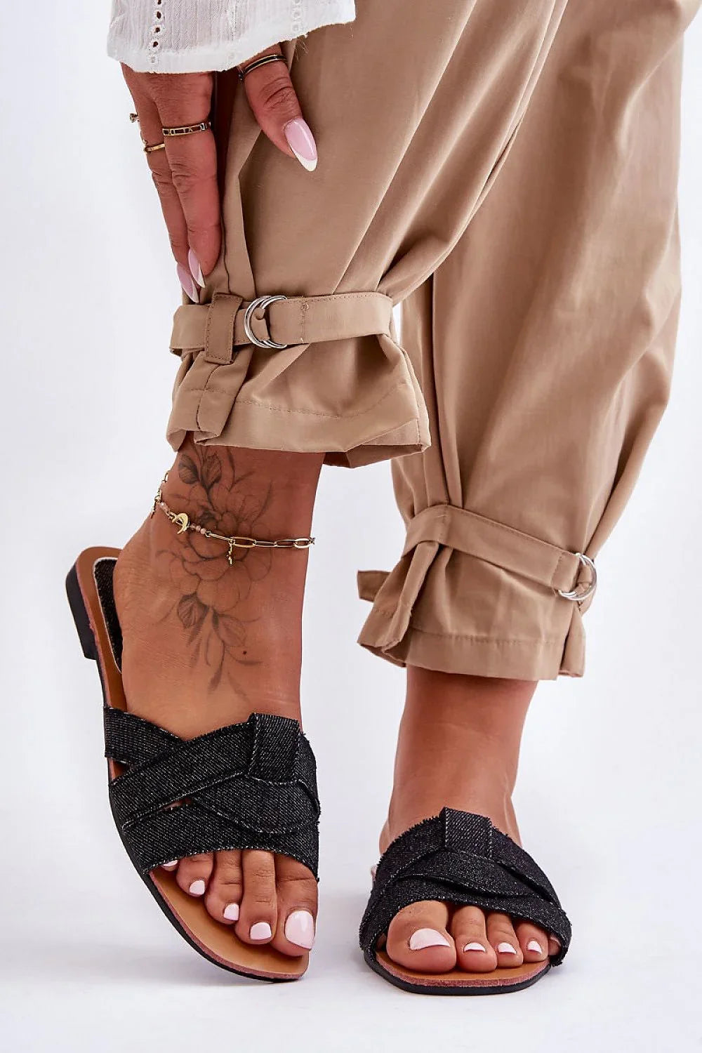 Women Multi-Strap Walking Flip Flops