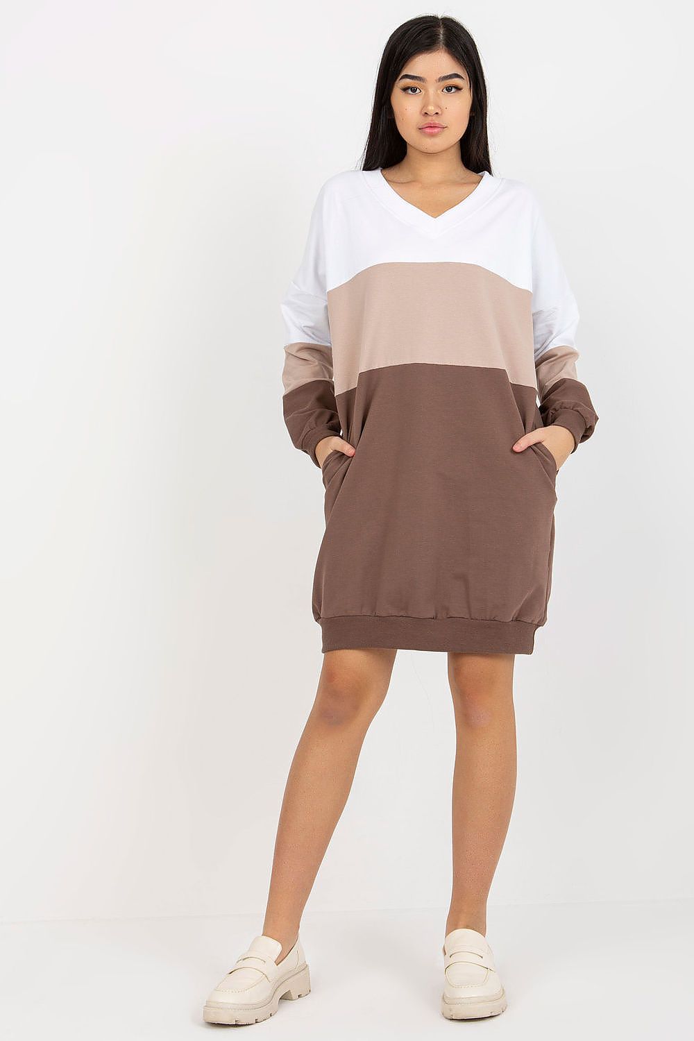 Women's Above Knee Day Dress – Relaxed With Long Sleeves