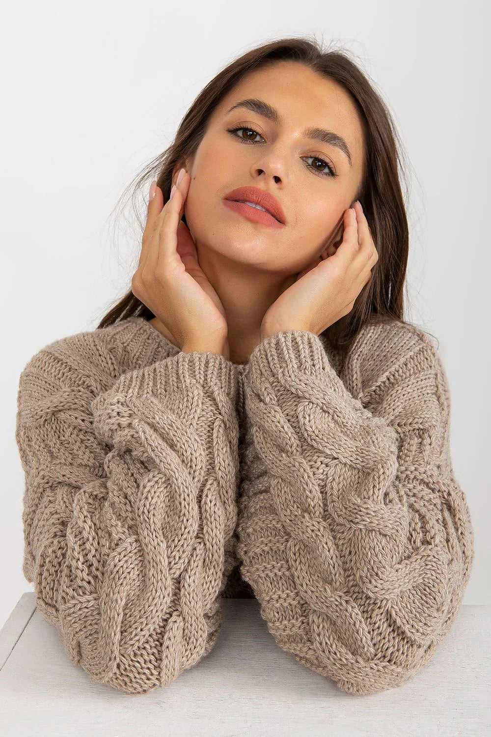 Women's Classic Cable Knit Crew Pullover Sweater
