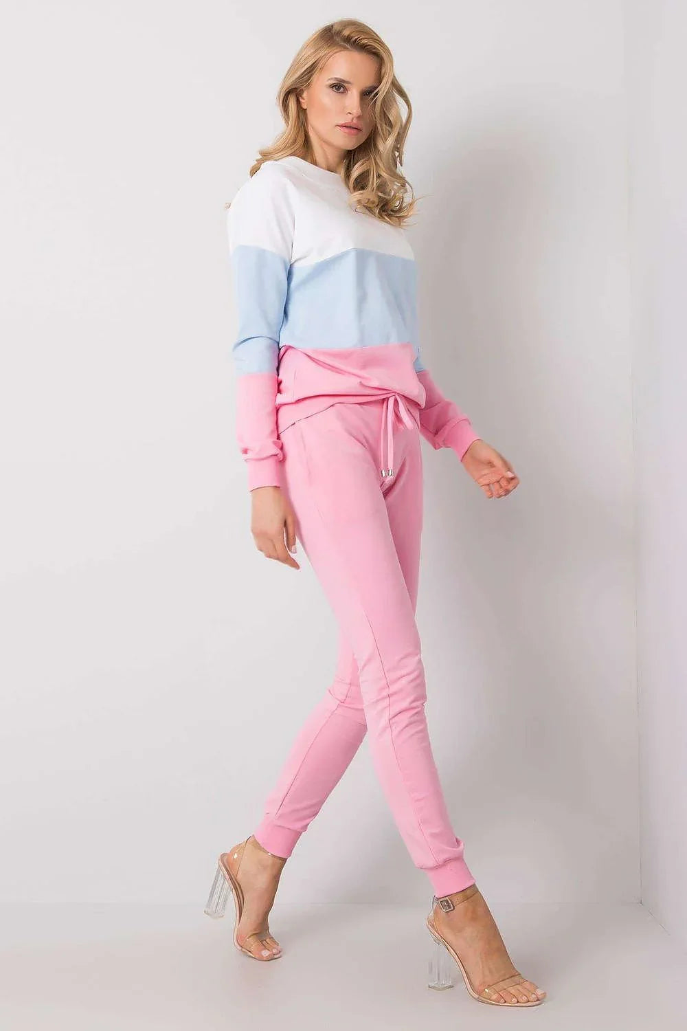 Women’s Colorblock Sweatshirt and Tapered Pants Set