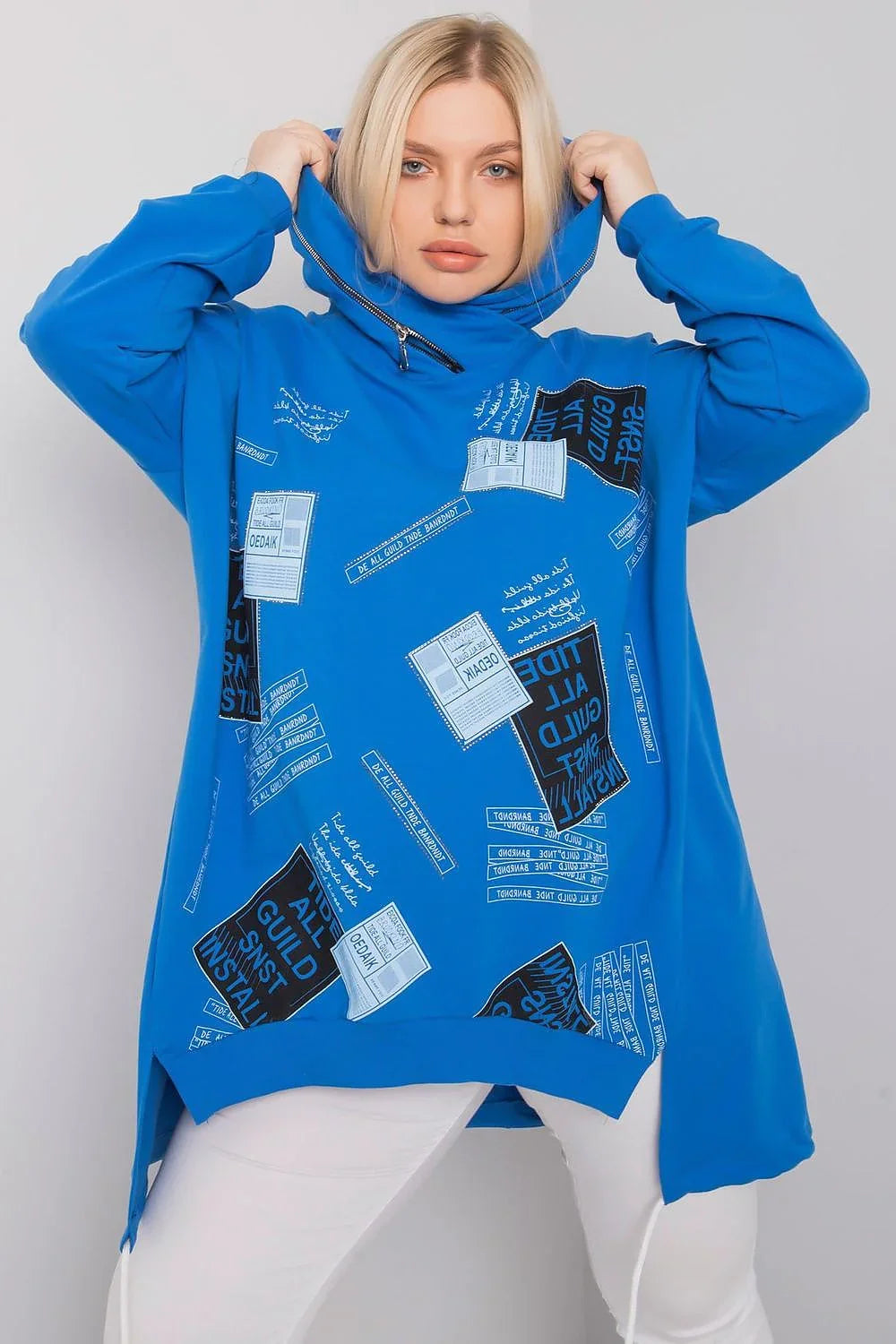 Women's Hoodie - Hooded With Oversized Fit