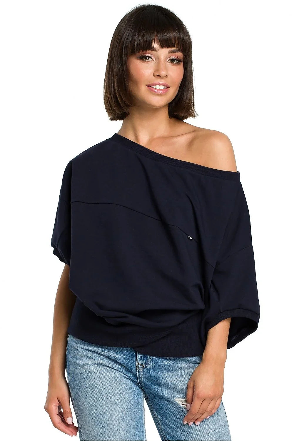 Women's Sweatshirt - Crew-Neck With Oversized Fit