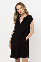 Black Mini Dress – Collar, Relaxed Cut, Pockets – Daydress | GUOCALI