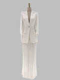 Chic Women's Pant Suit - Plaid Single-Breasted