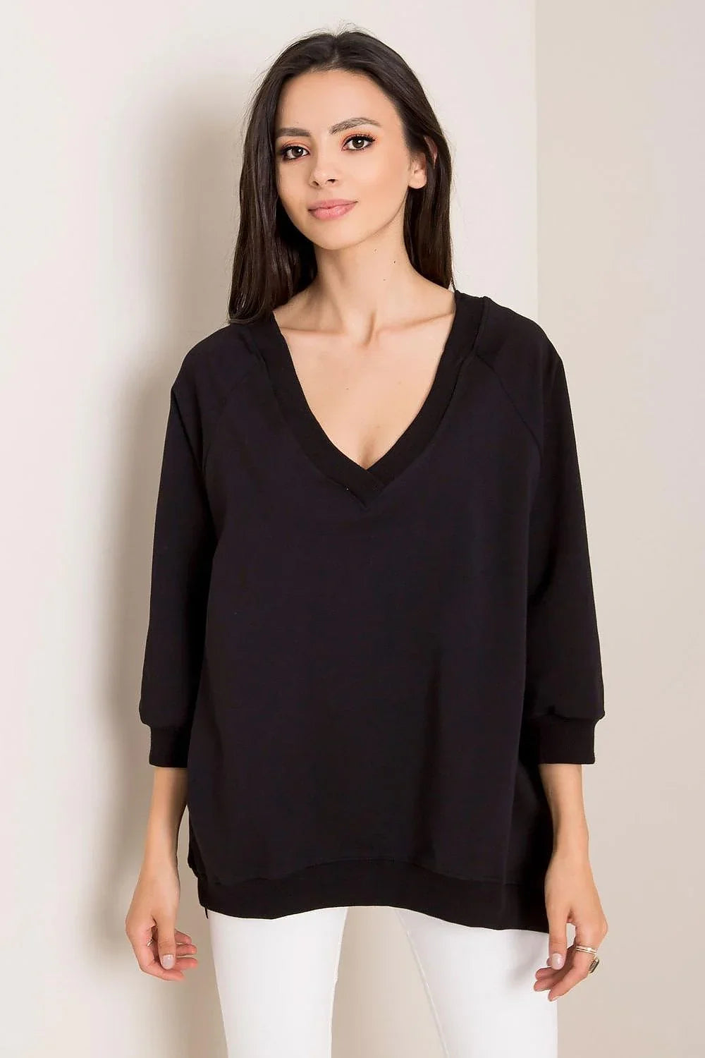 Women's Sweatshirt - V-Neck With Oversized Fit