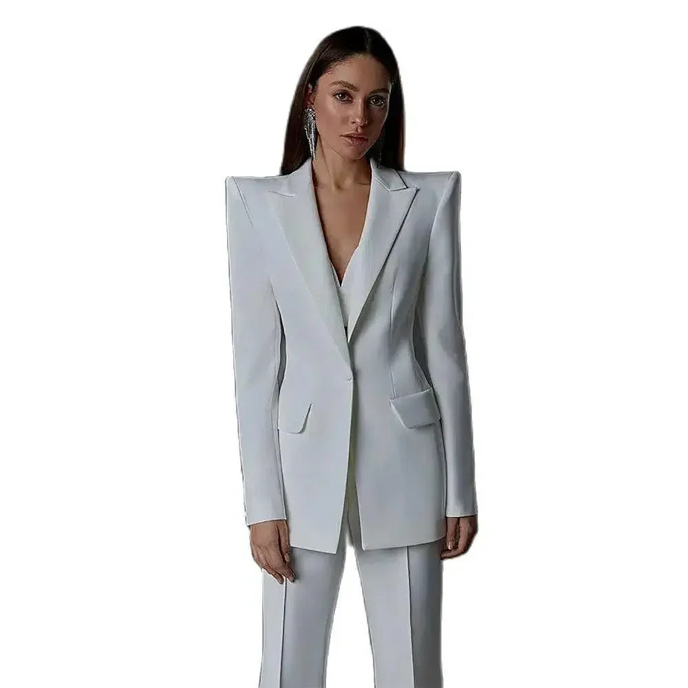 Elegant Women's Pant Suit - Solid Single-Breasted