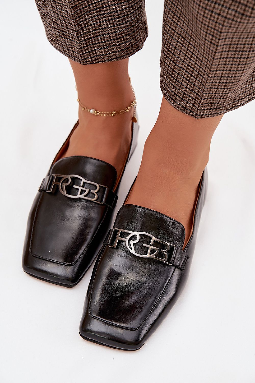  Flip-flops model 225361 Step in style 