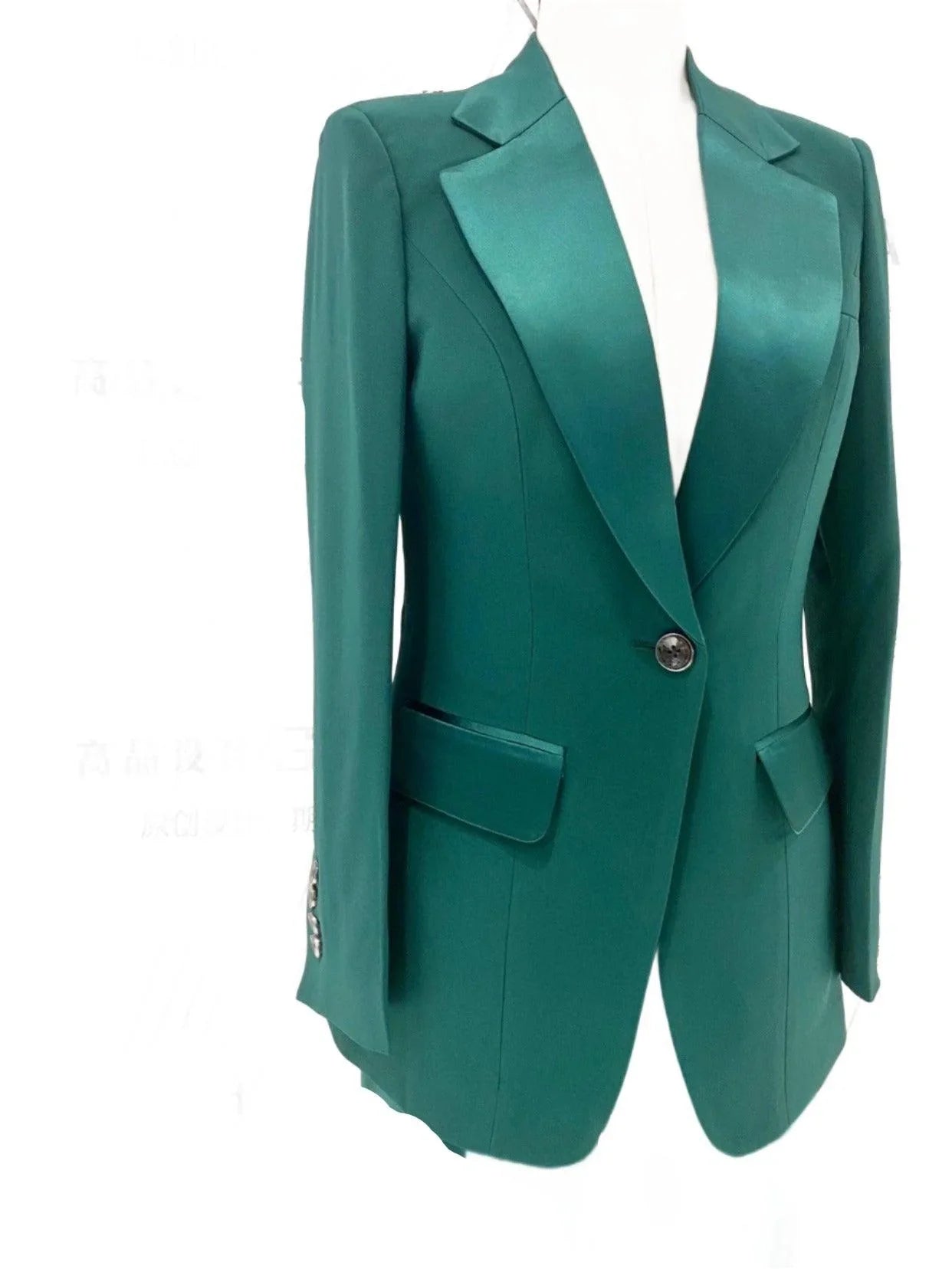 Chic Women's Pant Suit - Solid Single-Breasted