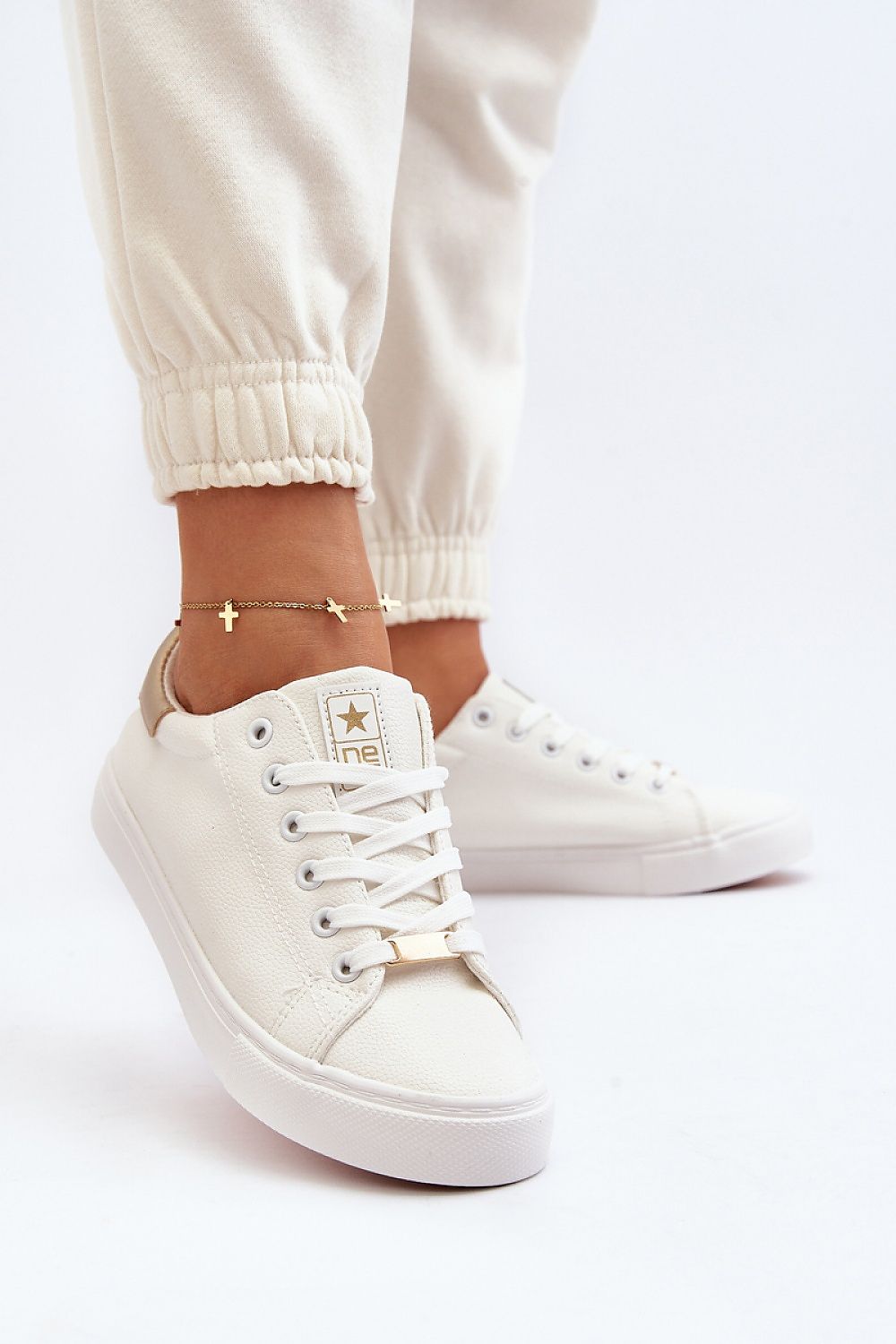 Women's Classic Lace-Up Eco-Leather Sneakers – White – Sneakers | GUOCALI – view 3