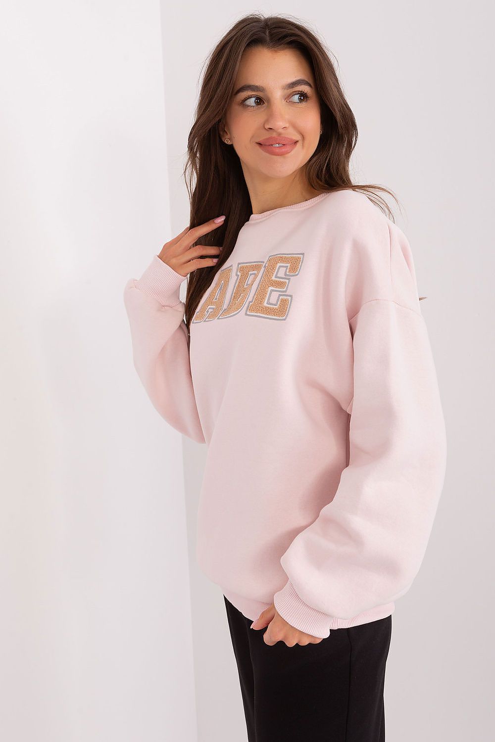 Women's sweatshirt pink casual look