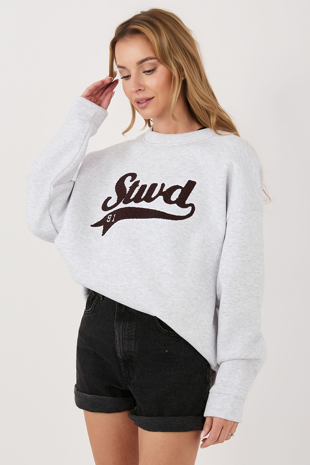 Women's sweatshirt grey loose fit casual view