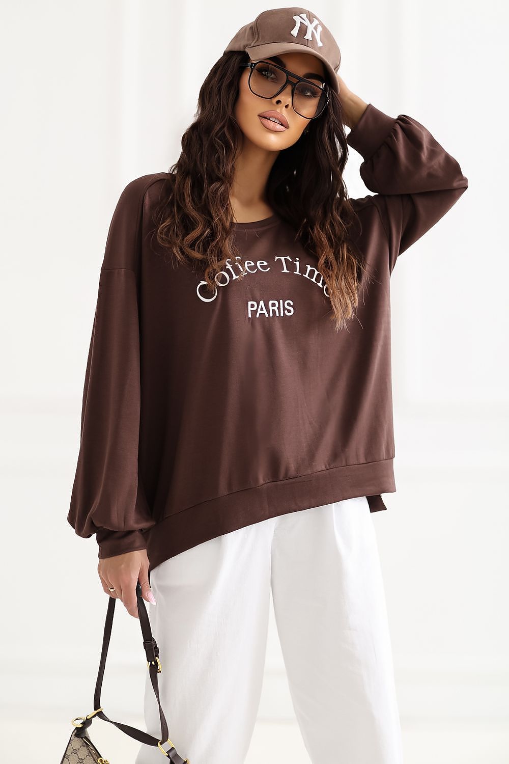 Women's sweatshirt brown loose fit casual view