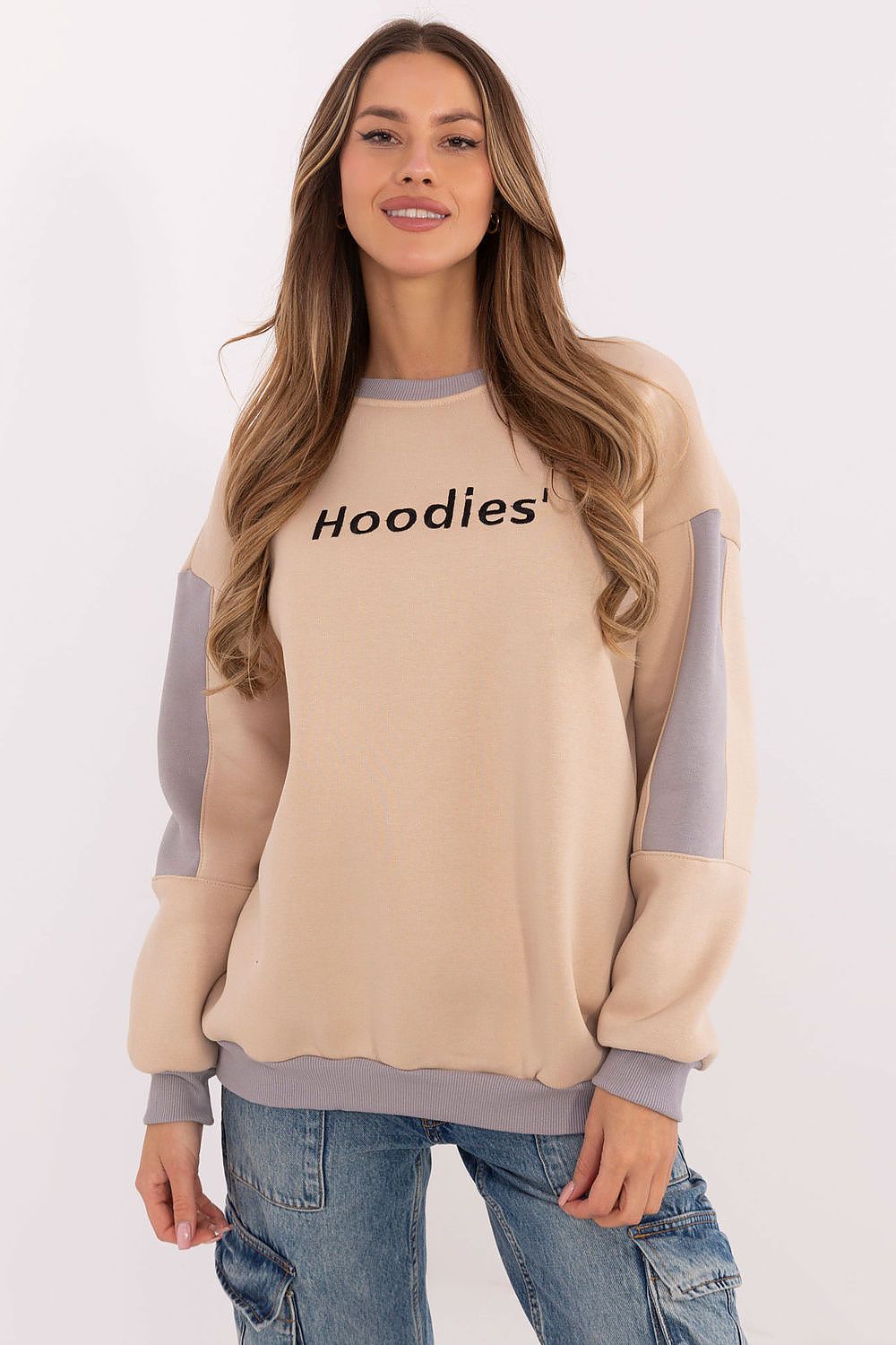 Women's sweatshirt beige crew neck embroidered patches front view