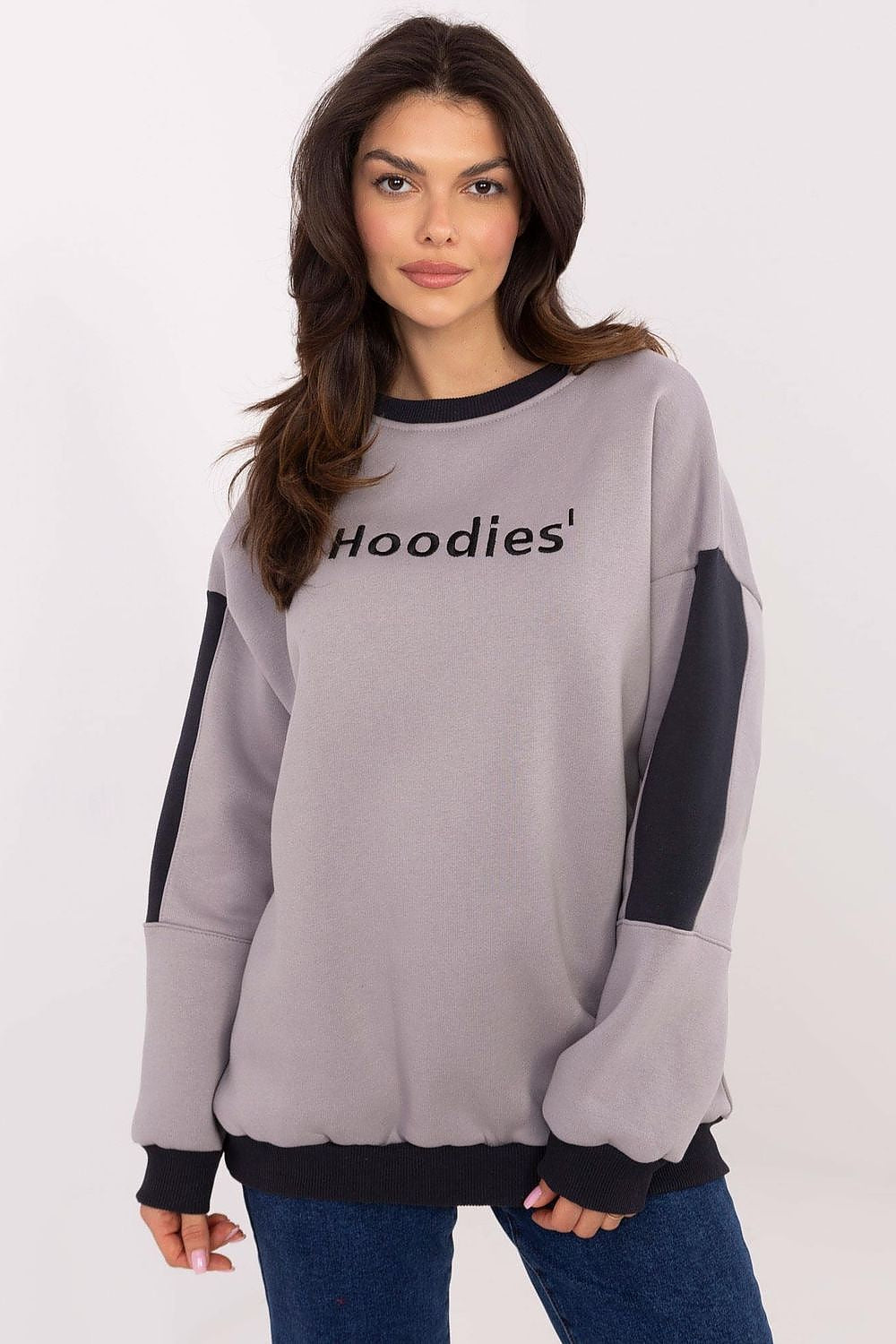 Women's sweatshirt grey crew neck embroidered patches front view