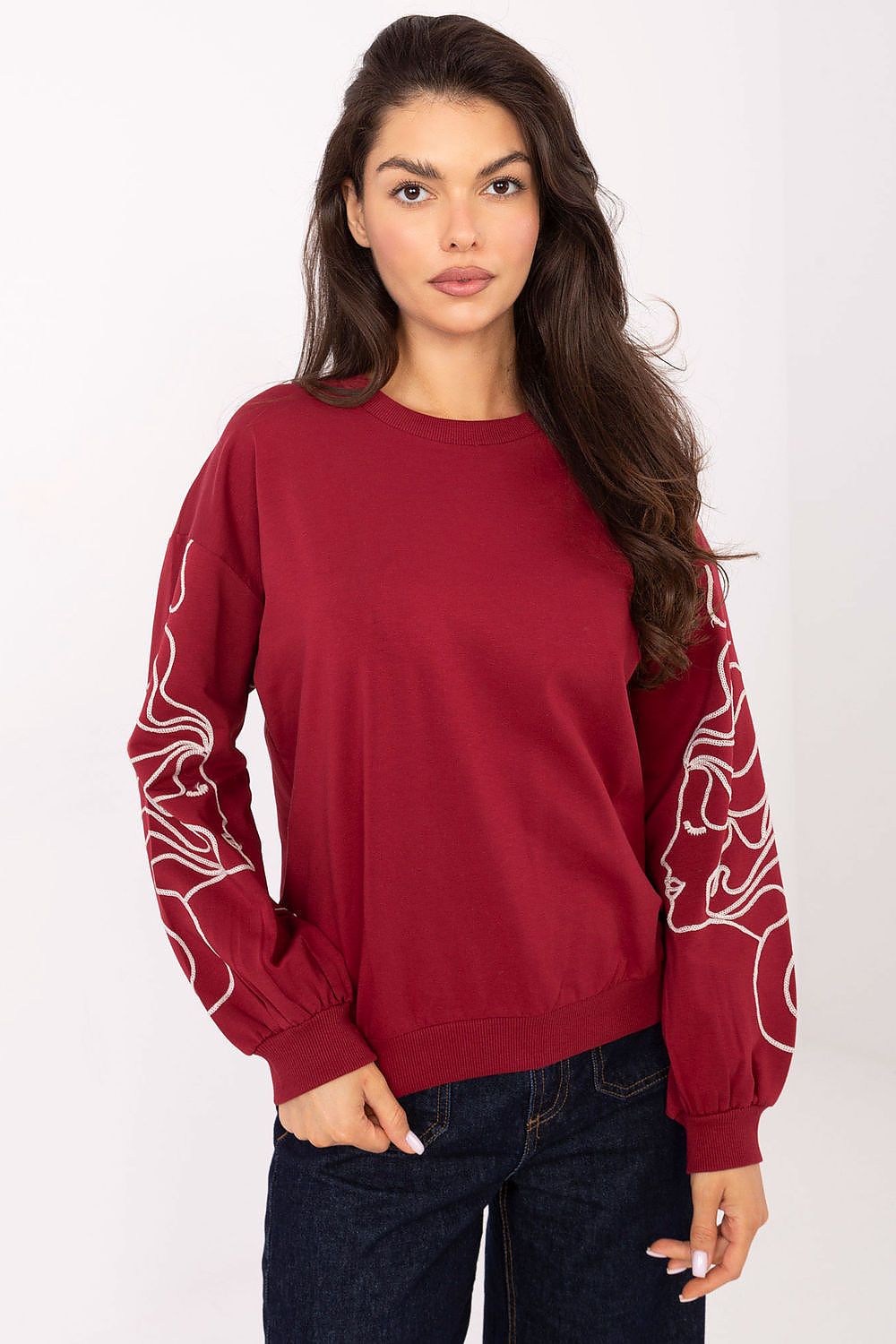 Women's sweatshirt red crew neck embroidered sleeves front view