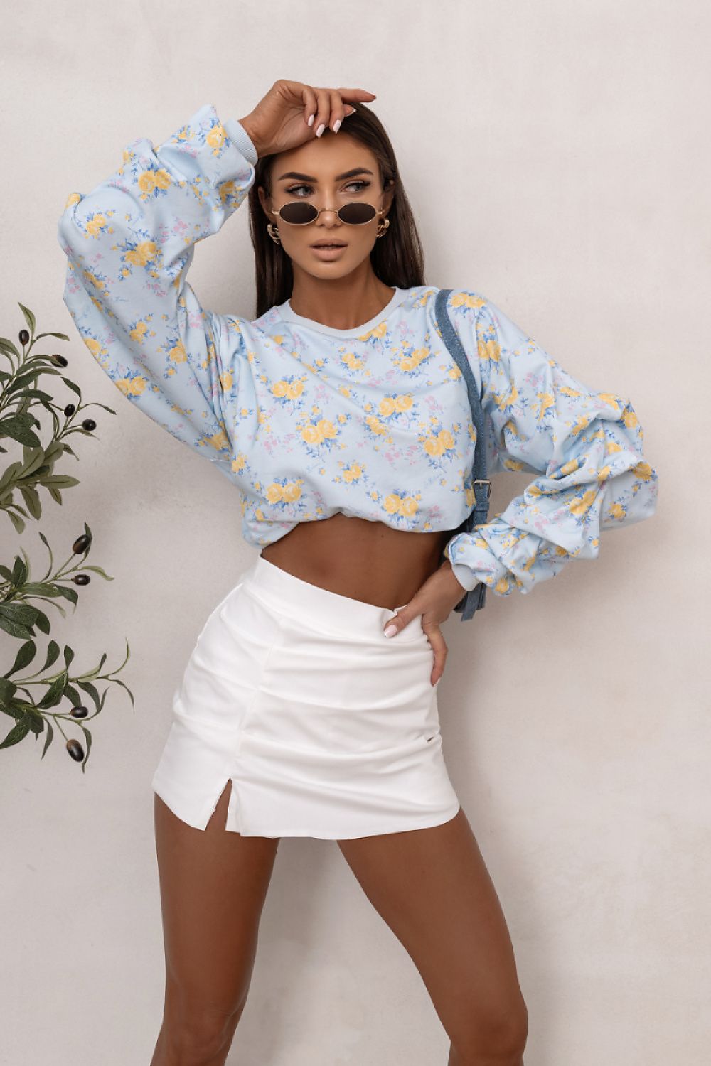 Women's sweatshirt blue second shade casual view