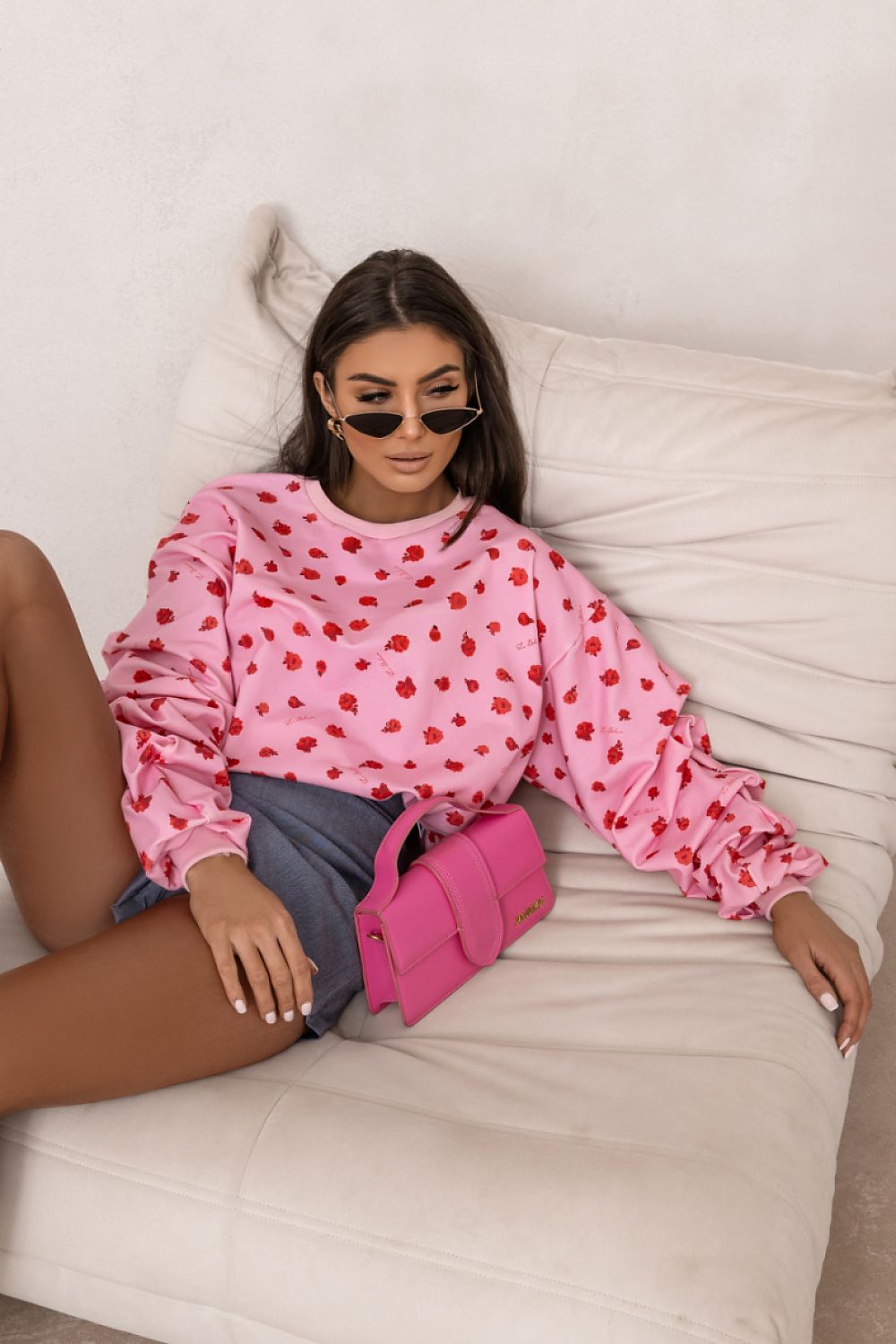 Women's sweatshirt pink fourth shade casual view