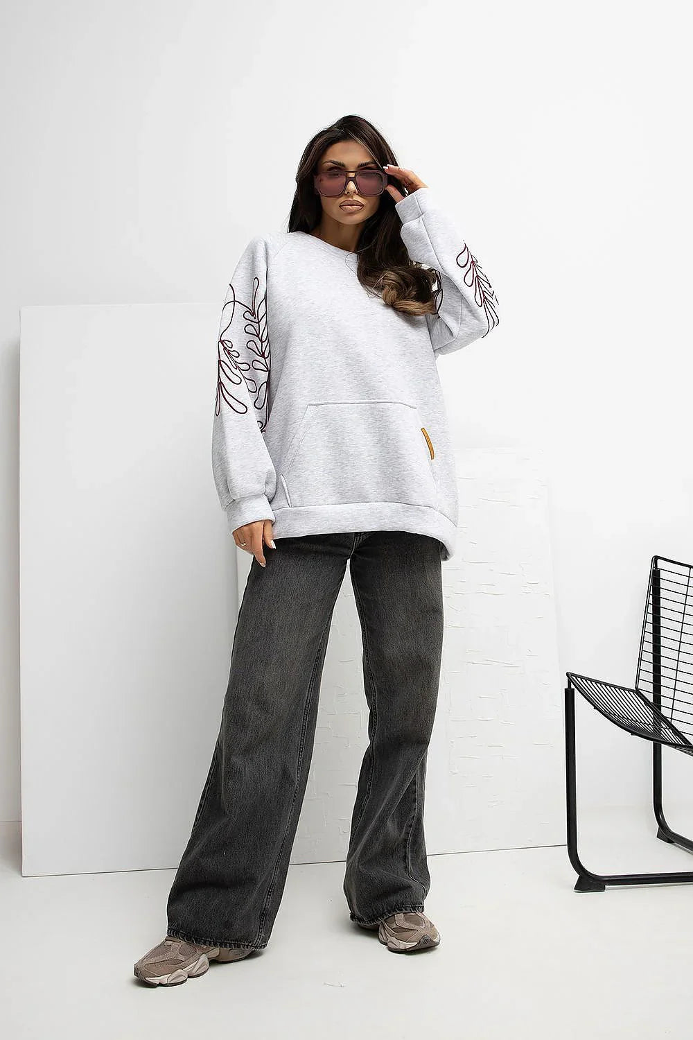 Women's Sweatshirt Oversized Embroidered Kangaroo Pocket Crew Neck – Sweatshirt | GUOCALI – view 5