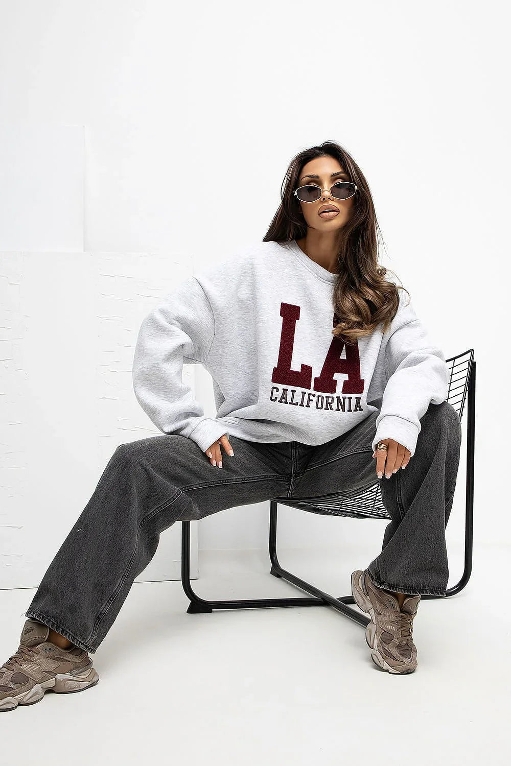 Women's Sweatshirt Oversized Embroidered Logo Crew Neck – Sweatshirt | GUOCALI – view 2