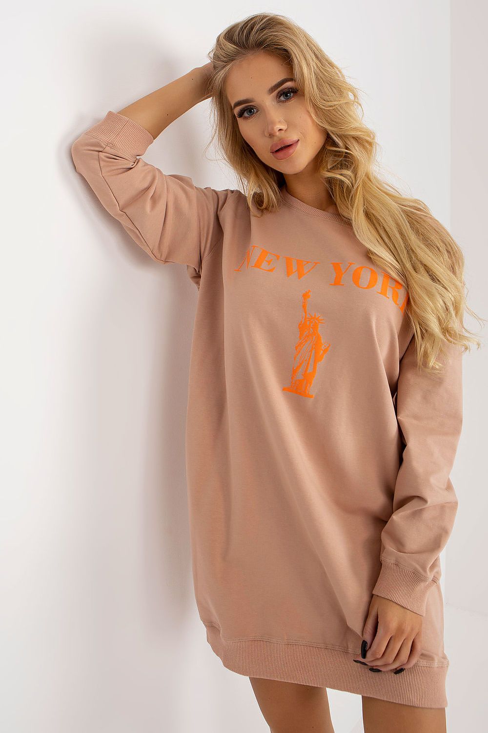 Women's sweatshirt beige graphic print front view