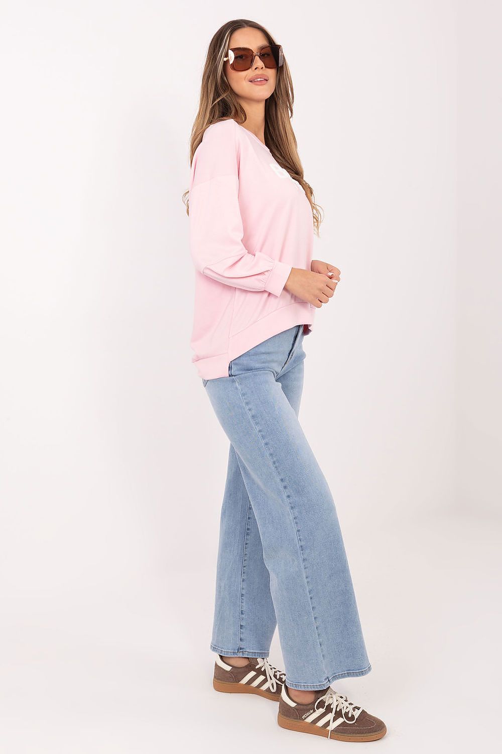 Women's sweatshirt pink long sleeves side view